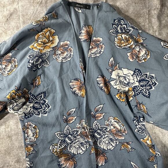 J Robert’s Women’s Floral Print Top Size Small - Picture 2 of 6